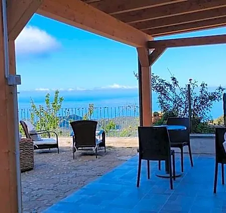 Airone فندق مبيت وإفطار Giglio Castello