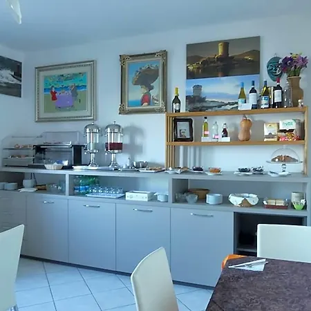 فندق مبيت وإفطار Airone 3*